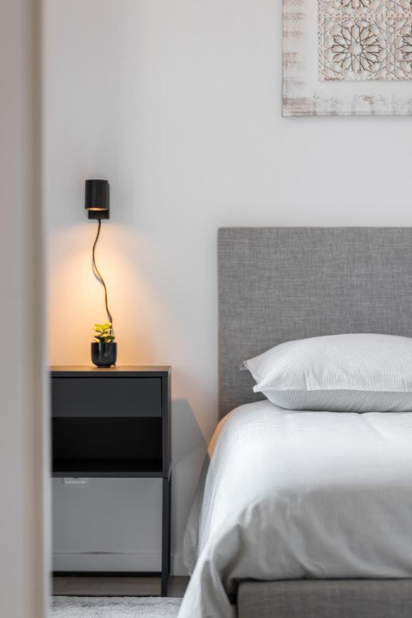 3 Fodere - Magnifique 2 Pieces - Quartier Du Port - Dernier Etage Apartment Nice Luaran gambar